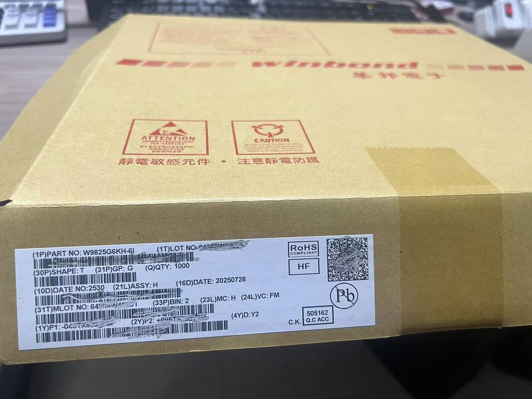 W9825G6KH-6I  SDRAM,256Mb(32MB,16Mbx16),3.3v industrial grade-40 c ~ 85 c, 166mhz/cl3or133mhz/Cl2.