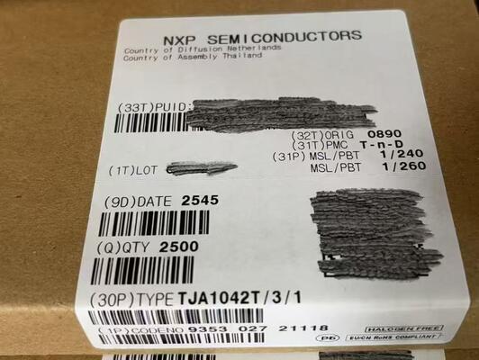 เครื่องรับส่งสัญญาณ CAN ความเร็วสูง TJA1042T/3/1J มอบอินเทอร์เฟซระหว่างตัวควบคุมโปรโตคอลเครือข่ายพื้นที่ควบคุม (CAN) และ CAN บัสสองสายทางกายภาพ